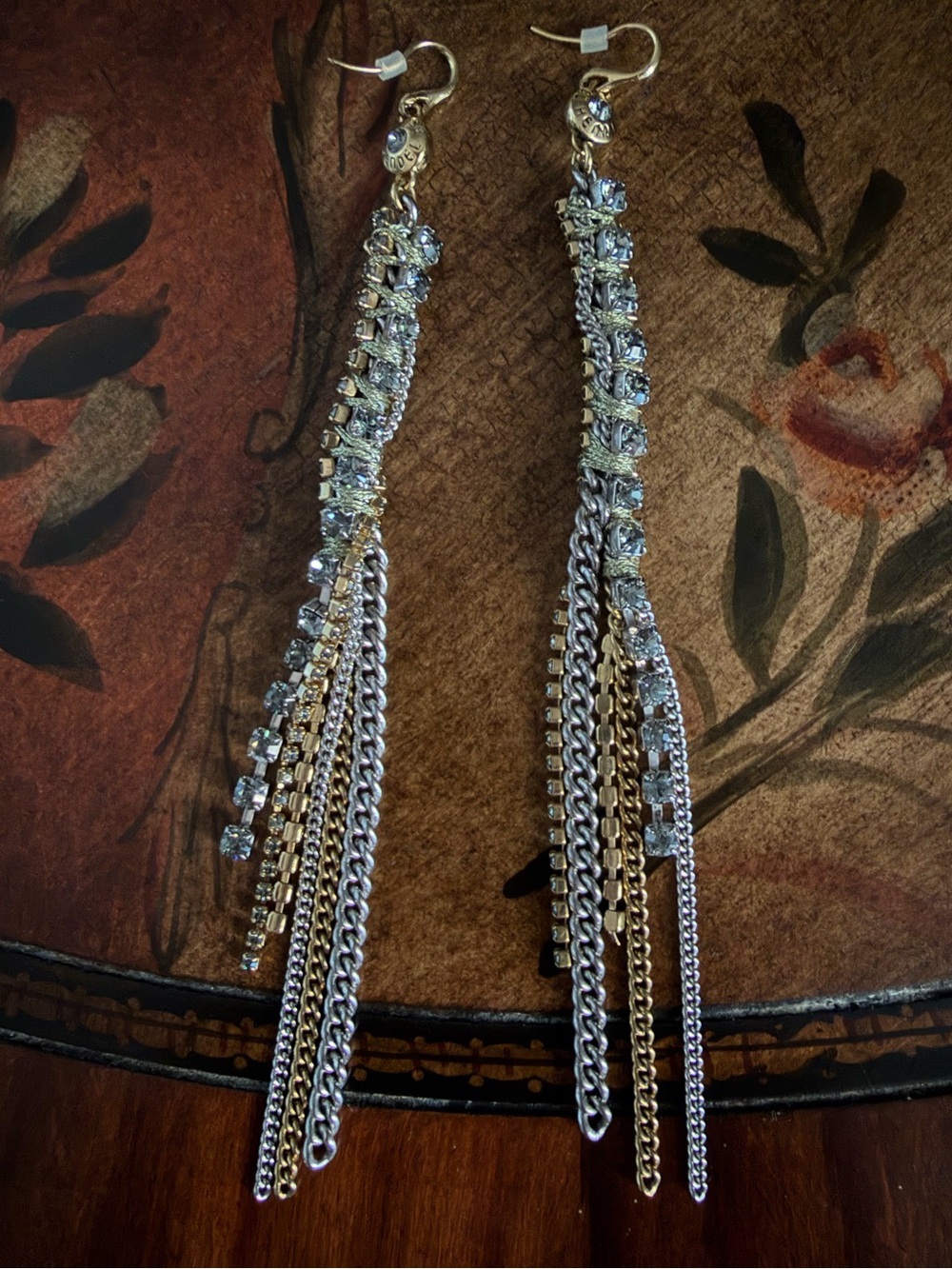 Henri Bendel Multi Strand Tassel Drop Earrings in Pristine Condition EUC